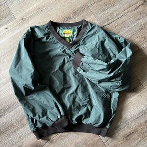 Cabela's Green Crewneck Sweater